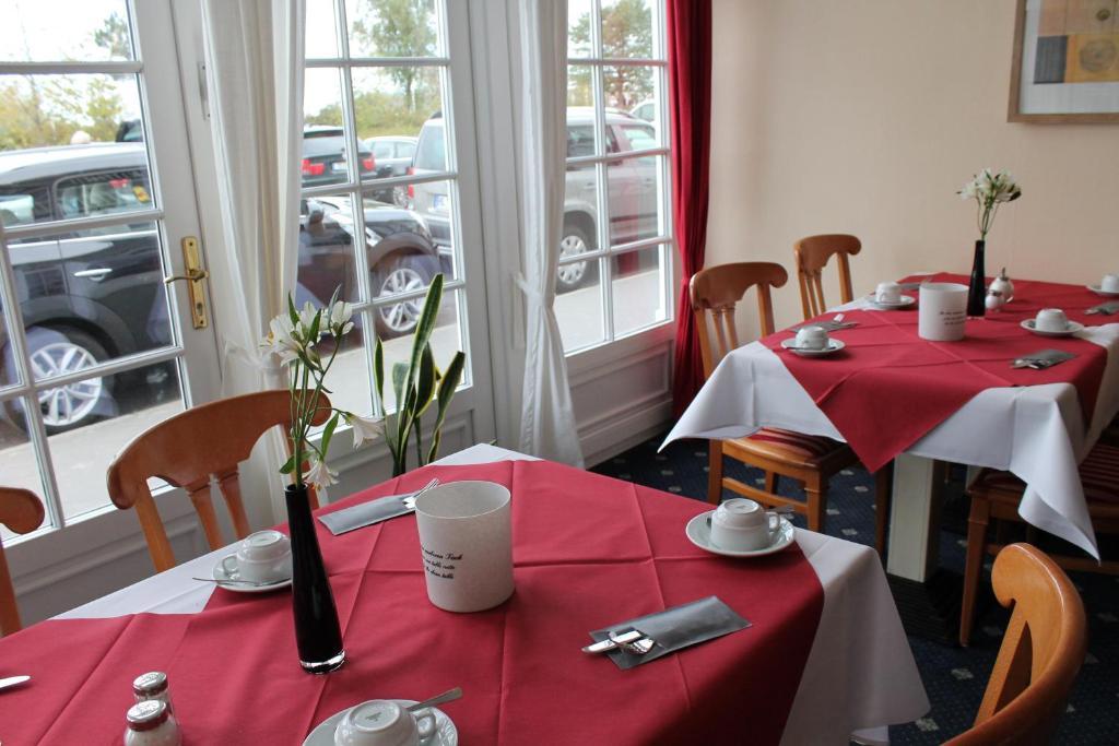 Hotel Bellevue Warnemuende Росток Экстерьер фото