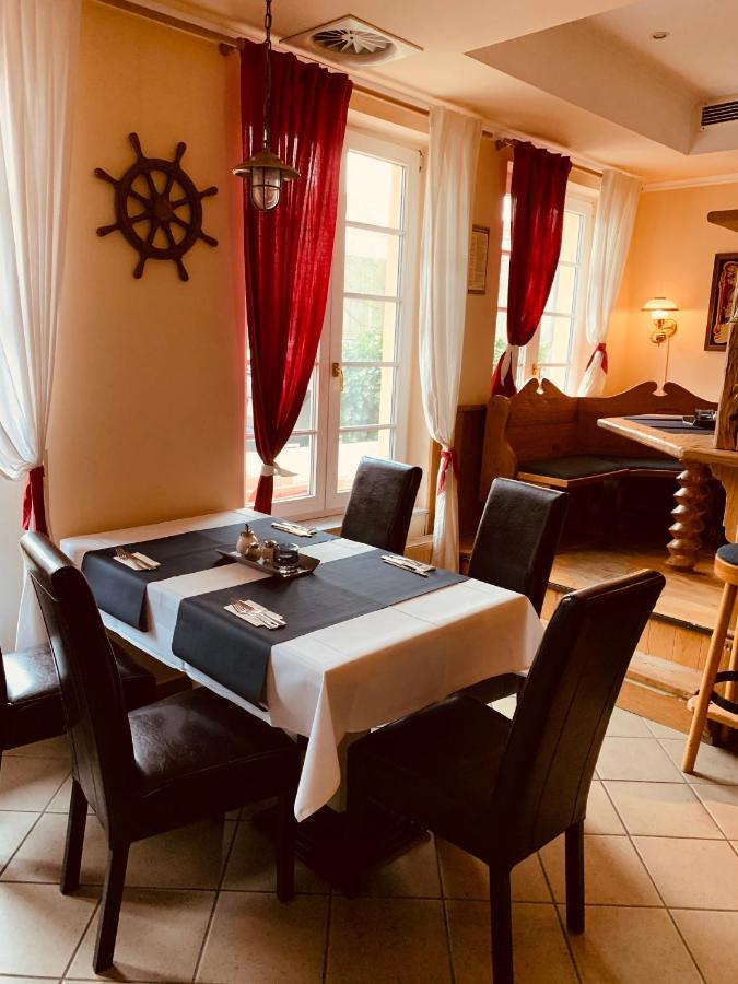Hotel Bellevue Warnemuende Росток Экстерьер фото